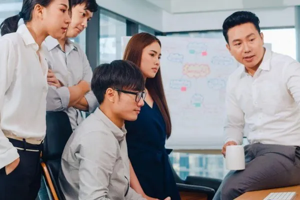 Biểu tượng cấp độ VIP Bạch Kim của 8ket.